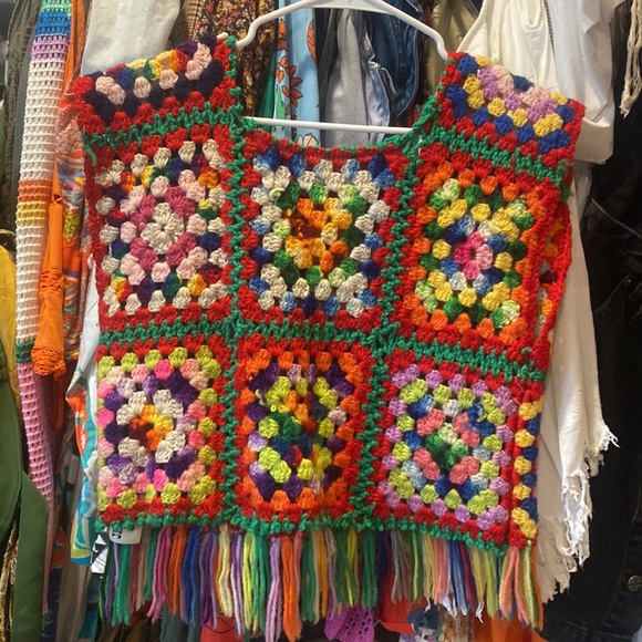 Handmade crochet top - Picture 2 of 2